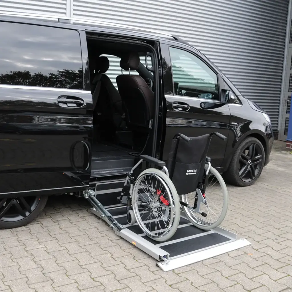 Rollstuhlgerechter Fahrzeugumbau